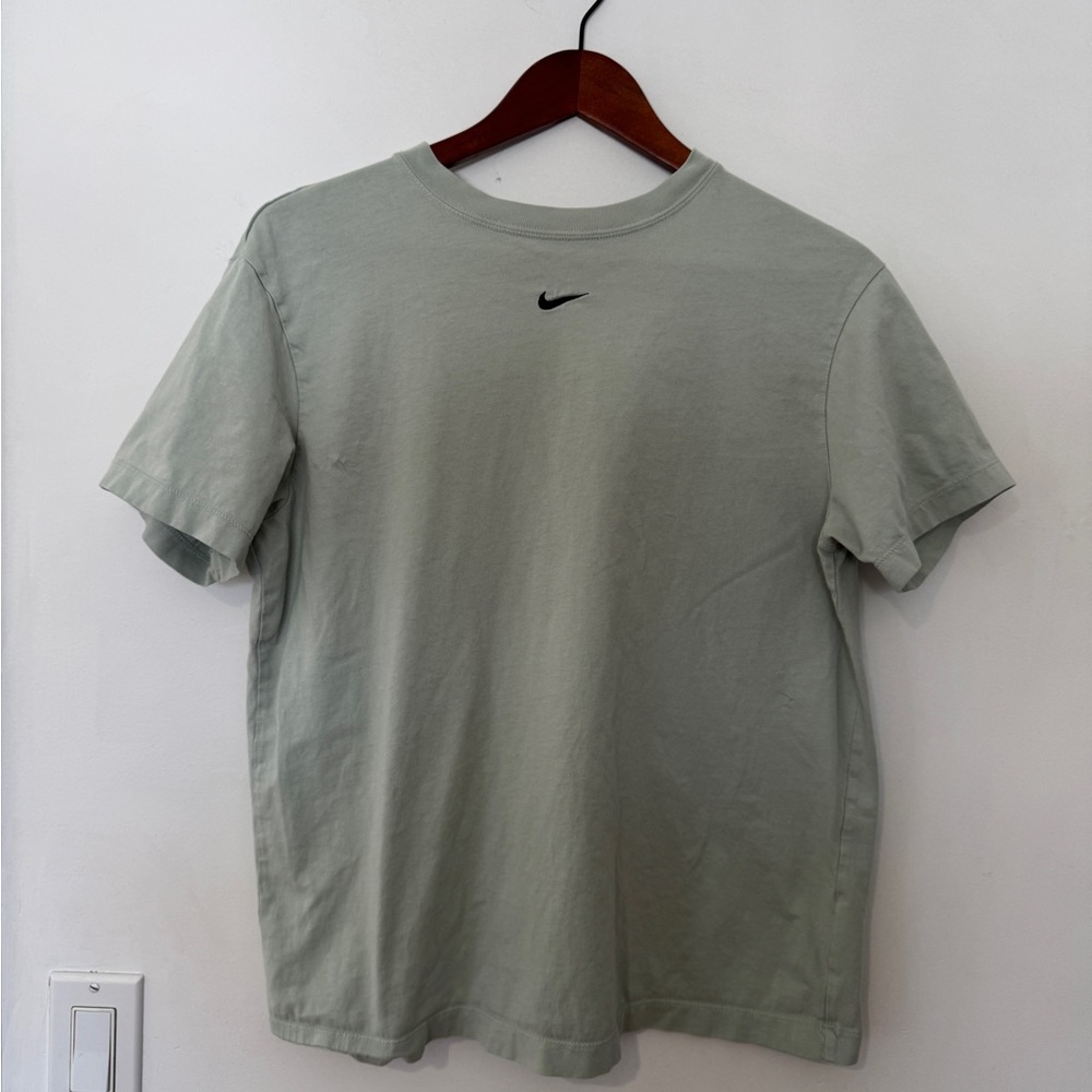 Nike Mini Swoosh Tee | Minimalist Athletic | Sage Green | S